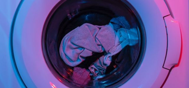 Особенности стиральной машины с сушкой: покупать или нет?
